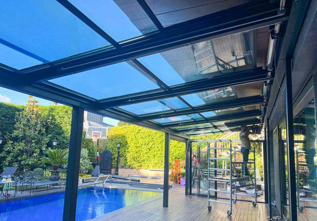 Pergola with Roof