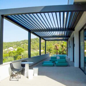Pergola-with-Retractable-Sliding-Aluminium-Louvered-Roof-for-Veranda-and-Garden