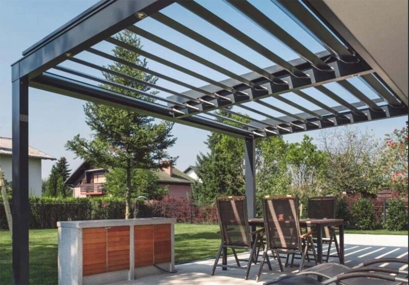 Pergola-with-Retractable-Sliding-Aluminium-Louvered-Roof-for-Veranda-and-Garden
