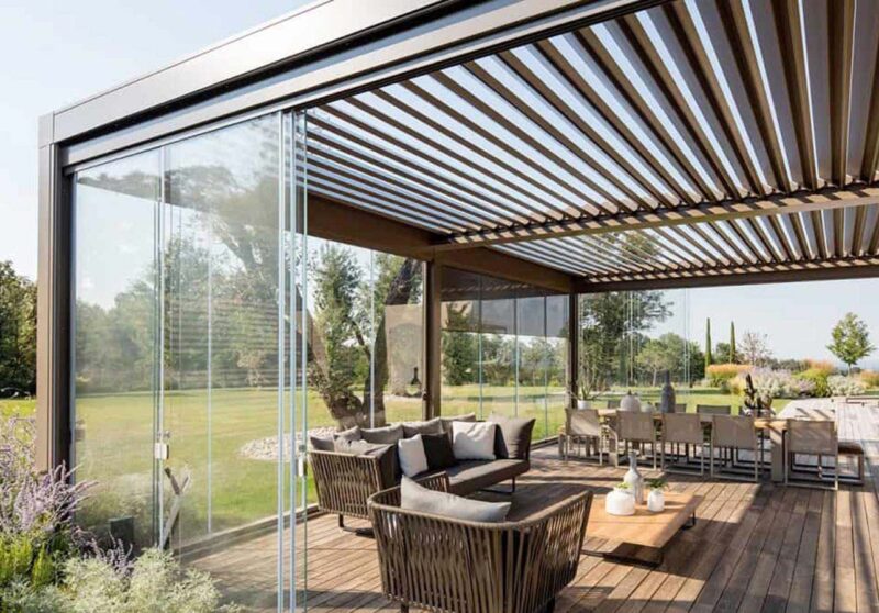 Pergola-with-Retractable-Sliding-Roof-Aluminium-Louvered-Roof-for-Veranda-Sunroom-and-Garden-Room
