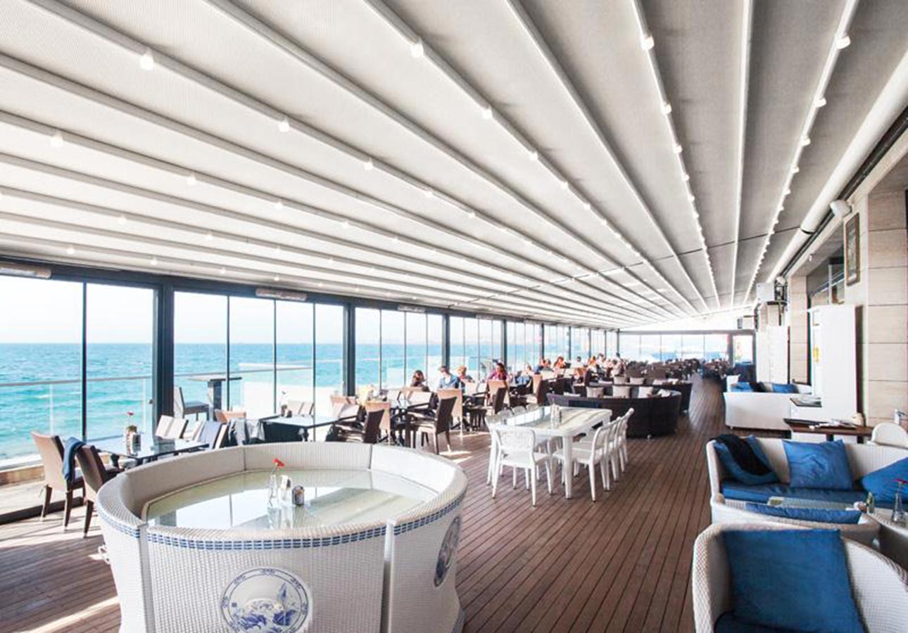 Pergola-with-roof-Awning-UK-Commercial-Retractable-Garden-Pergolas-wall-mounted-outdoor-pergola-with-Lights