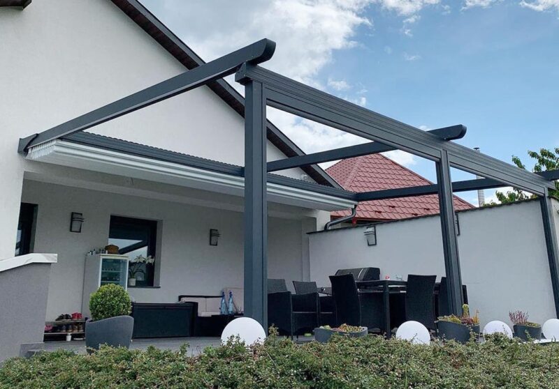 Pergola-with-roof-Awning-UK-Retractable-Garden-Pergolas-wall-mounted-outdoor-pergola-with-Lights