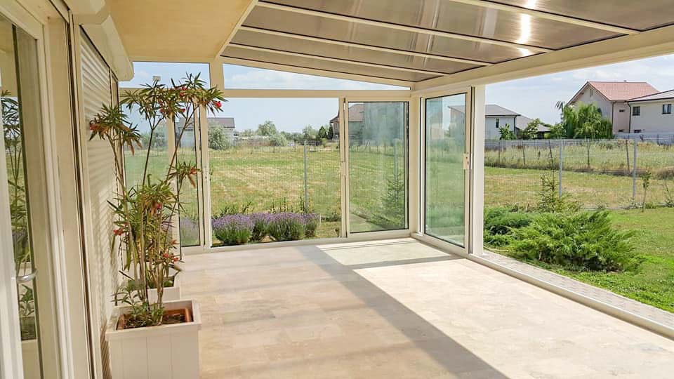 Aluminium Lift and Slide Patio and Veranda Doors Internal & External 18 Retractable-Glass-Roof-Sliding-Glass-Roofs-Opening-Glass-Roof-Veranda-Electric-sliding-glass-Room-UK-1290x1000