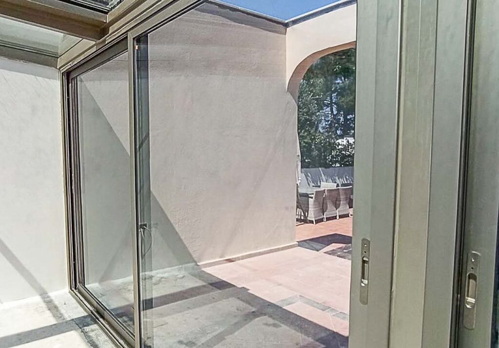 Aluminium Lift and Slide Patio and Veranda Doors Internal & External 10 Lift-Slide-Aluminium-Doors-UK