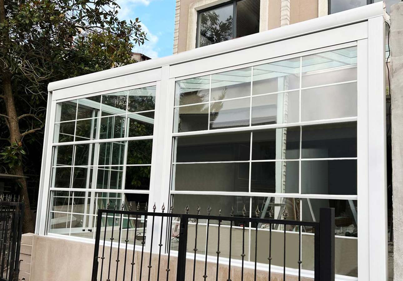 Frameless-Sliding-Glass-Patio-Doors-an-Windows-Systems-London-UK