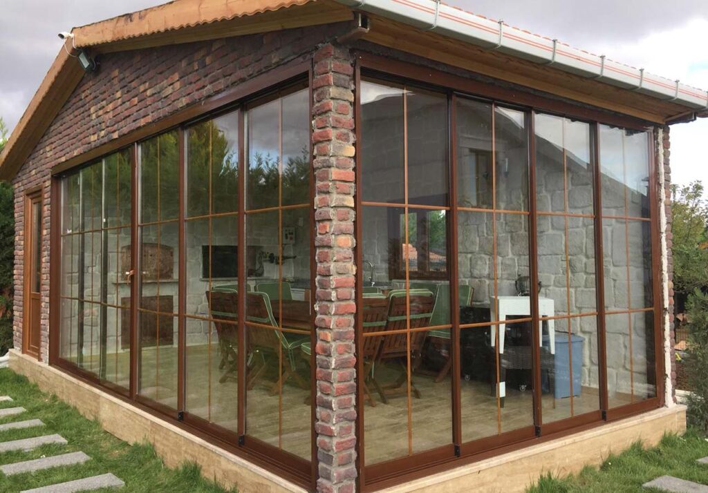 exterior-aluminium-sliding-patio-doors-glass-UK