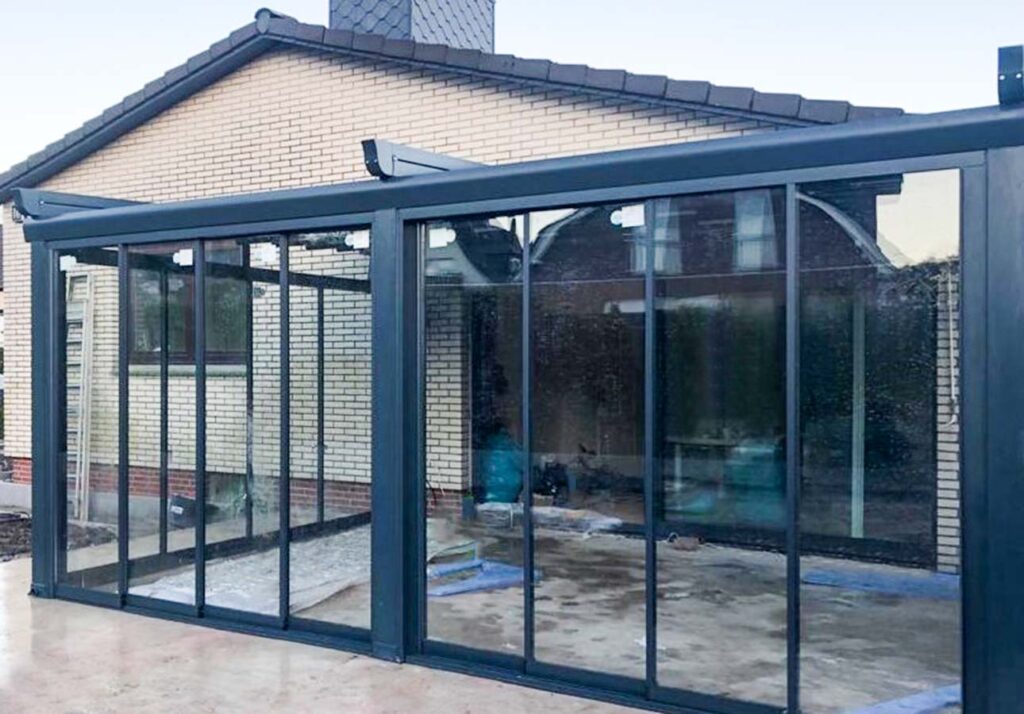 sliding-patio-door-with-exterior-blinds-UK