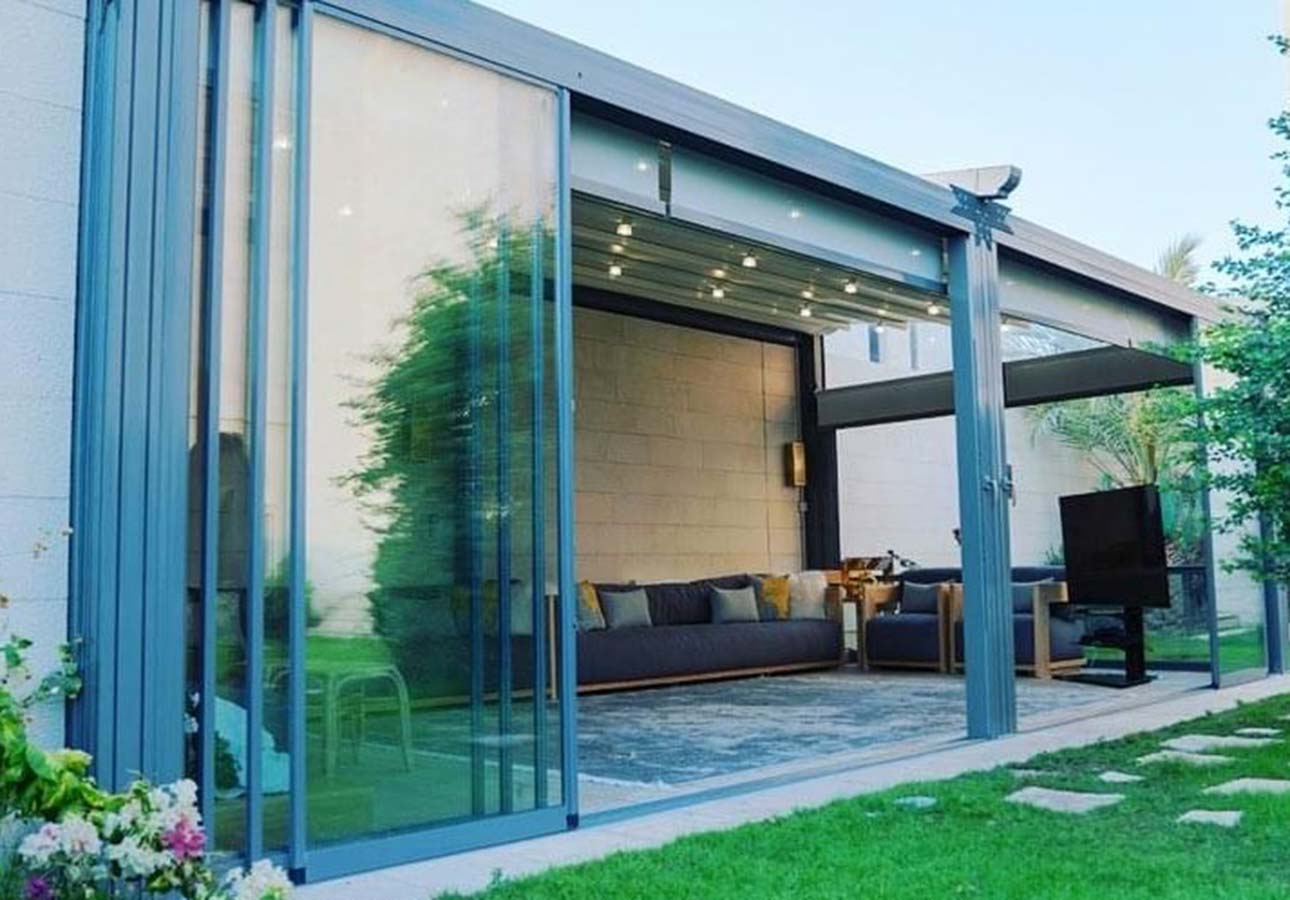 Frameless-Sliding-Glass-Patio-Doors-an-Windows-Systems-London-UK