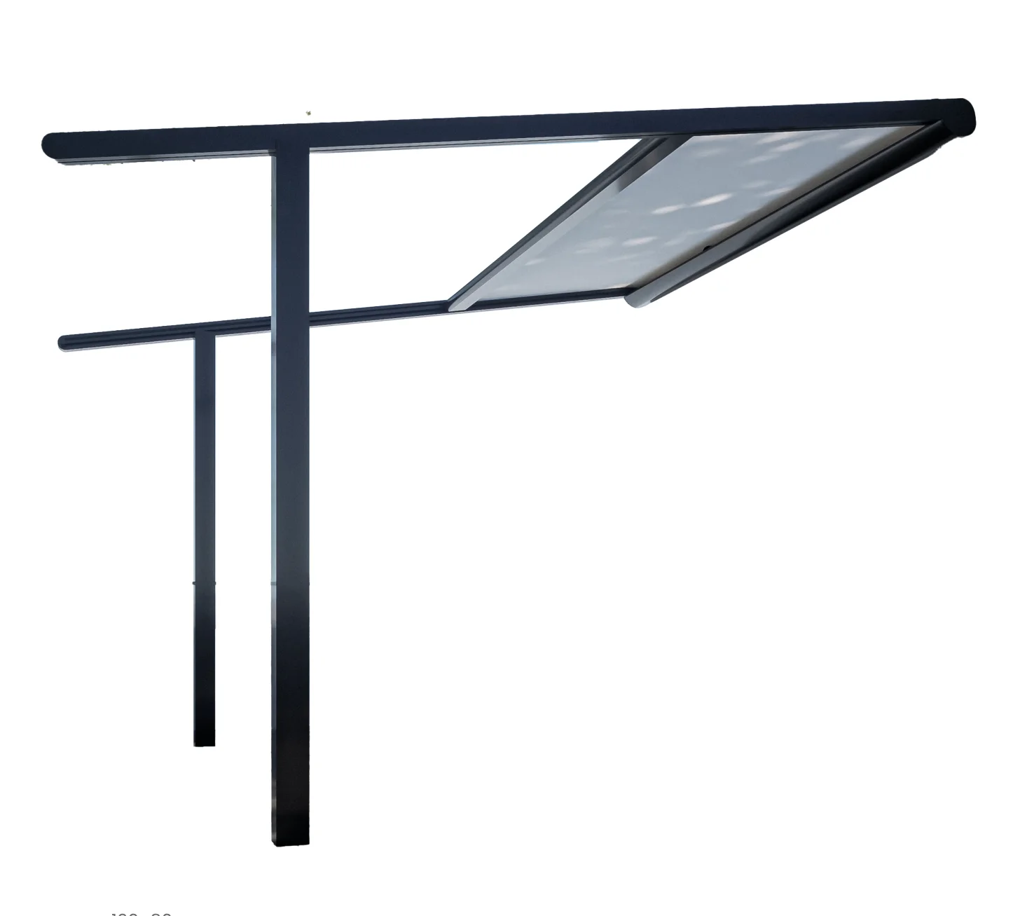 External roof blind on a freestanding pergola frame